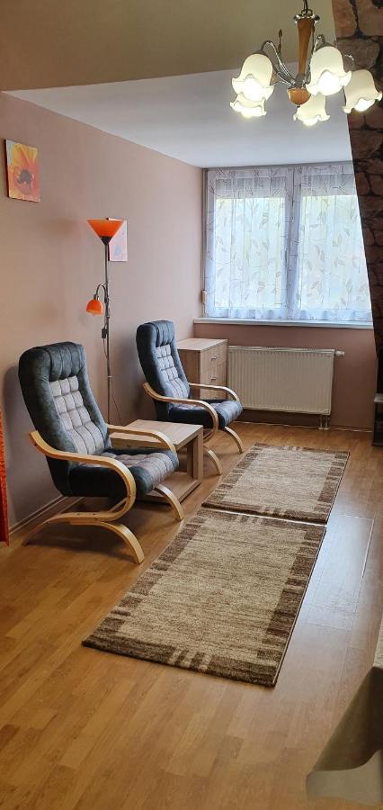 Vénusz Apartman Cserkeszőlő Esterno foto