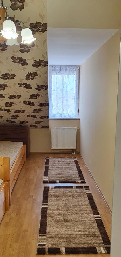 Vénusz Apartman Cserkeszőlő Esterno foto